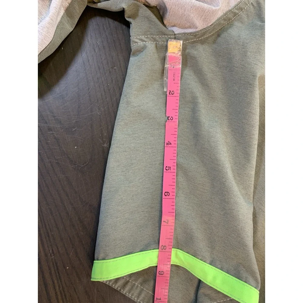 HUK Performance Fishing Board Shorts Swim Trunks Gray Neon Green Mens Sz 30 Lace